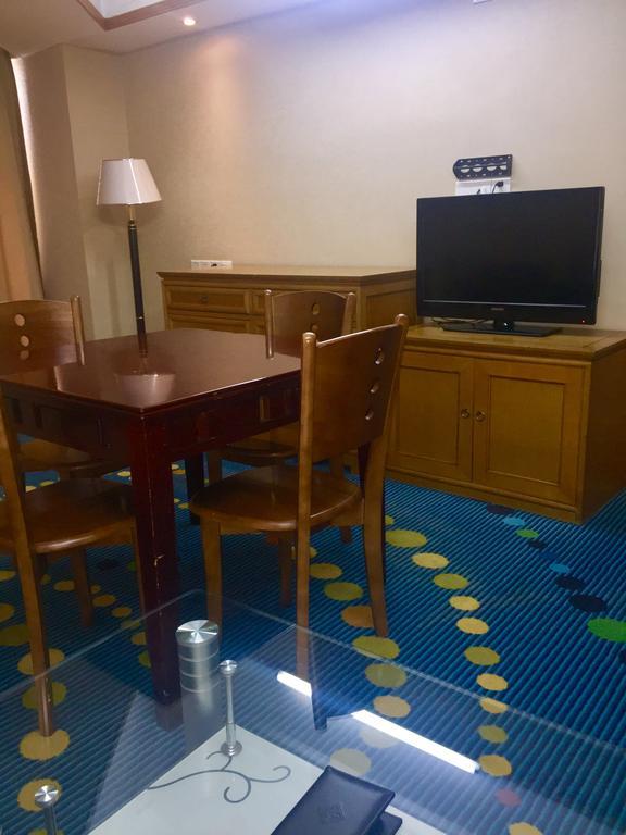 Jinling Mingdu Hotel Чанчжоу Экстерьер фото